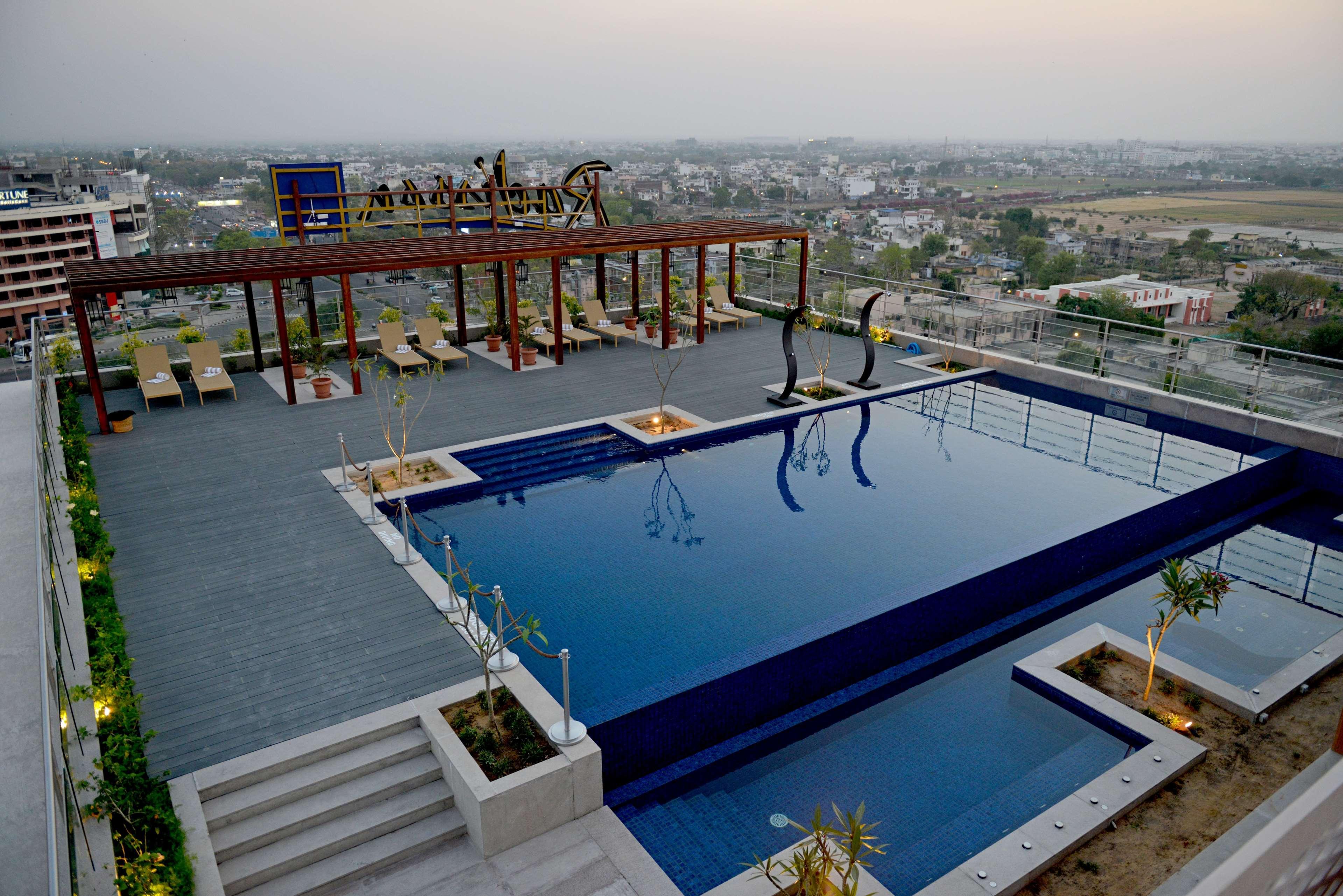 Hotel Radisson Blu Jaipur Extérieur photo